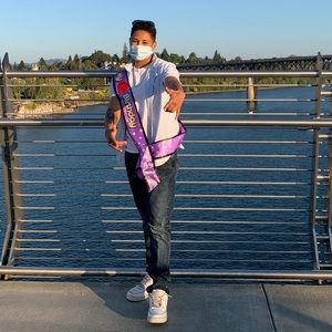 Meet your Posher, Rj